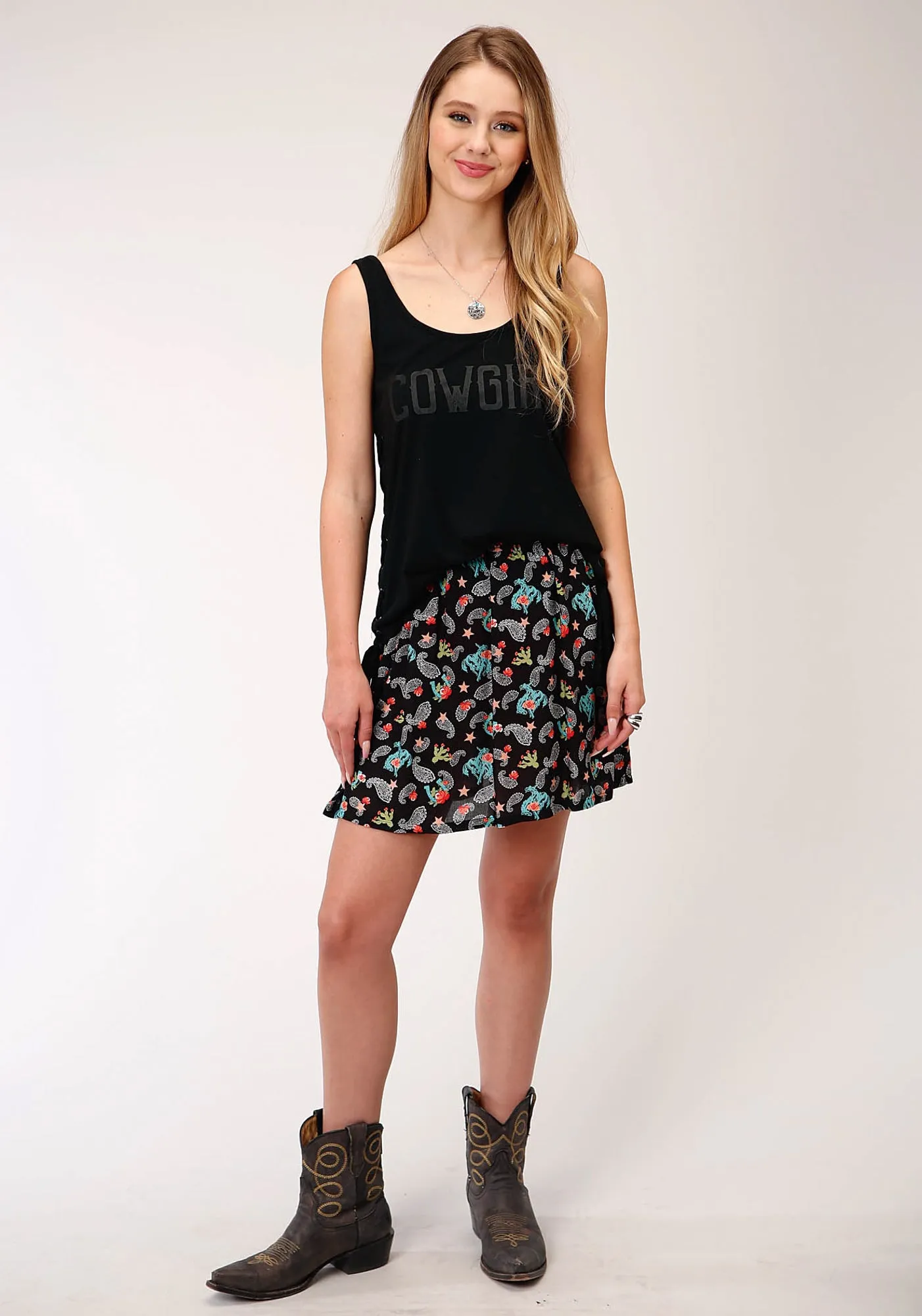 Roper Womens Black Rayon/Nylon Cowgirl Print Skirt Contemporary Vibe