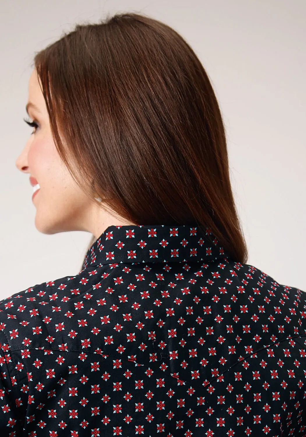 Versatile Clothing tailored look Roper Womens Cottage Foulard Black 100% Cotton L/S Shirt