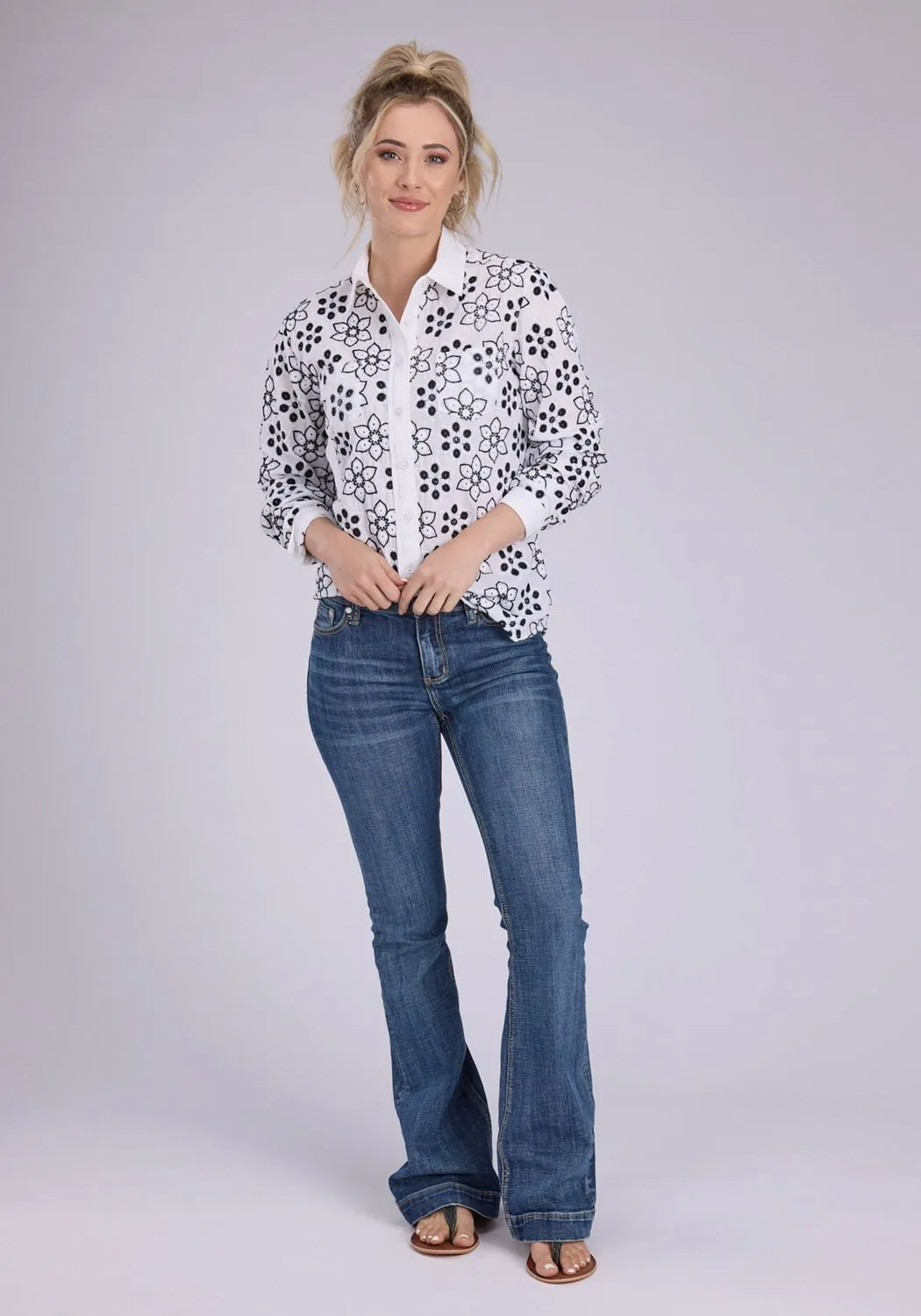 Nautical Look Anti Pill Technology Roper Womens Floral Eyelet Western White/Black 100% Cotton L/S Blouse