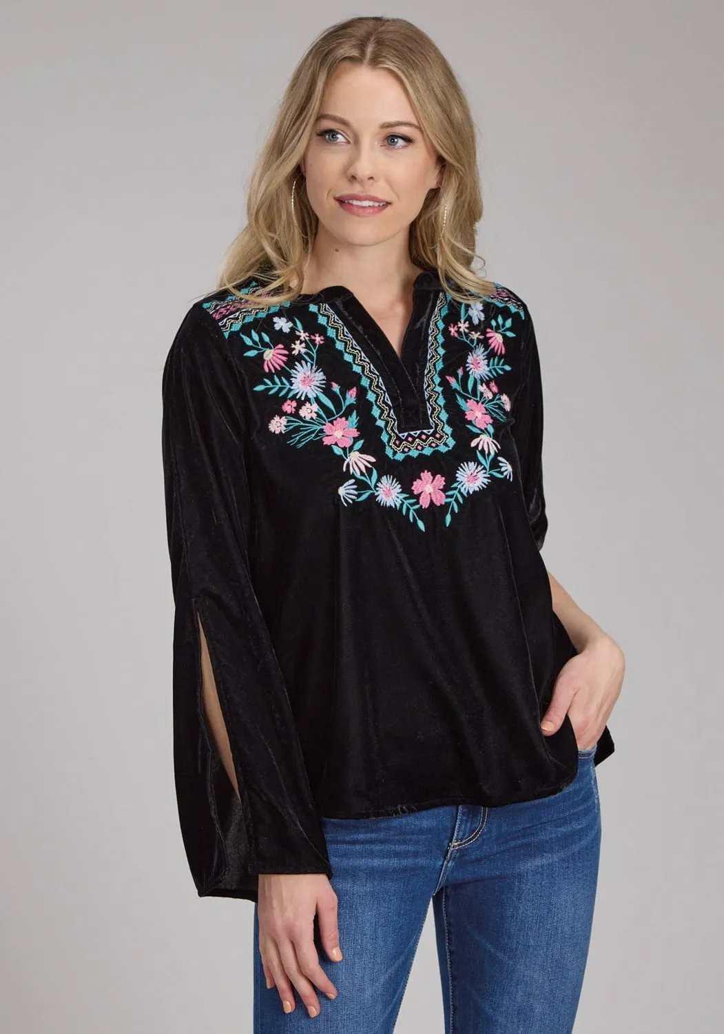 Winter Fashion Statement Maker Roper Womens Floral Velvet Black 100% Rayon L/S Blouse