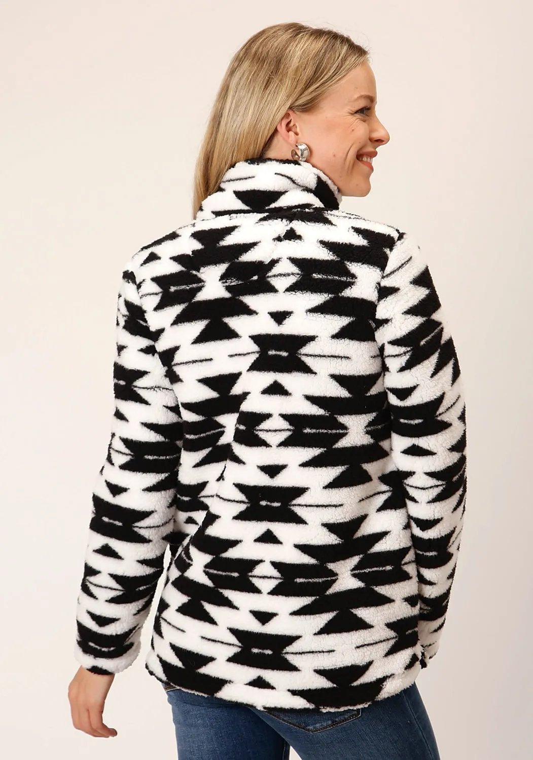 Roper Womens Fuzzy Polar Black/White 100% Polyester Fleece Jacket Bootcut style
