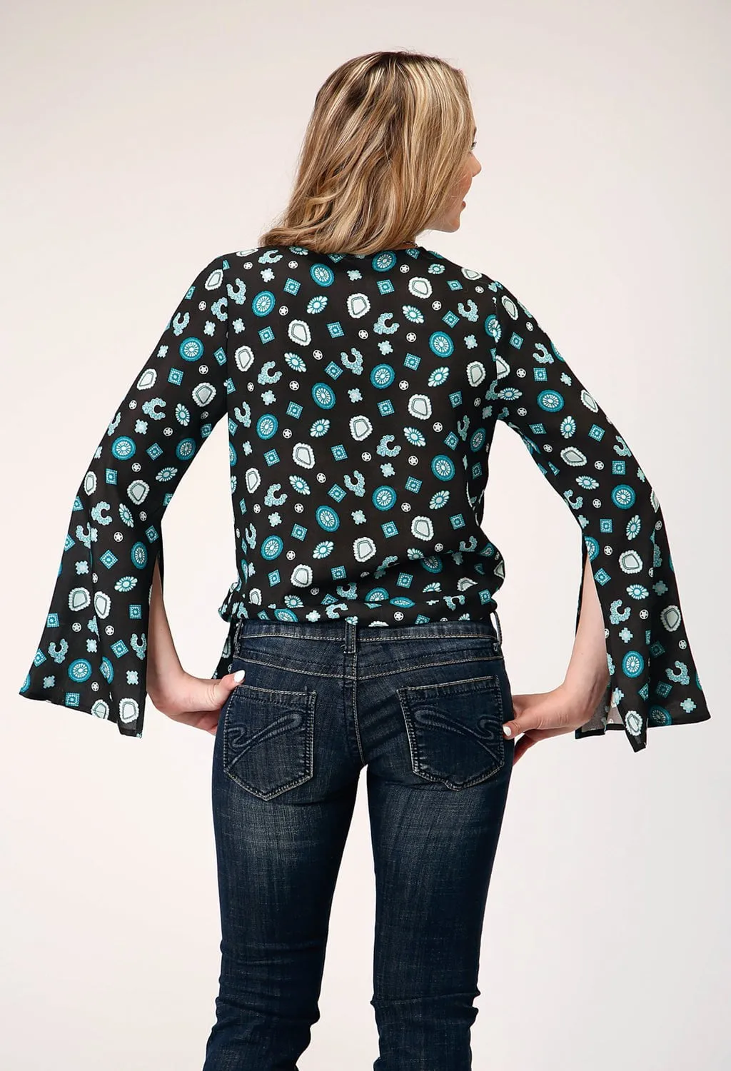 Weekend Style Nautical Look Roper Womens Jewelry Wrap Black 100% Rayon L/S Blouse