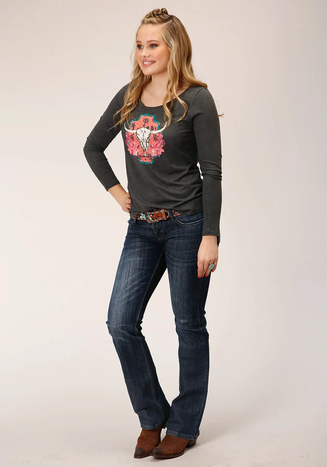 Perfect Fit Weekend Warrior Luxury Athlete Fit Roper Womens Longhorn Skull Grey Poly/Rayon L/S T-Shirt