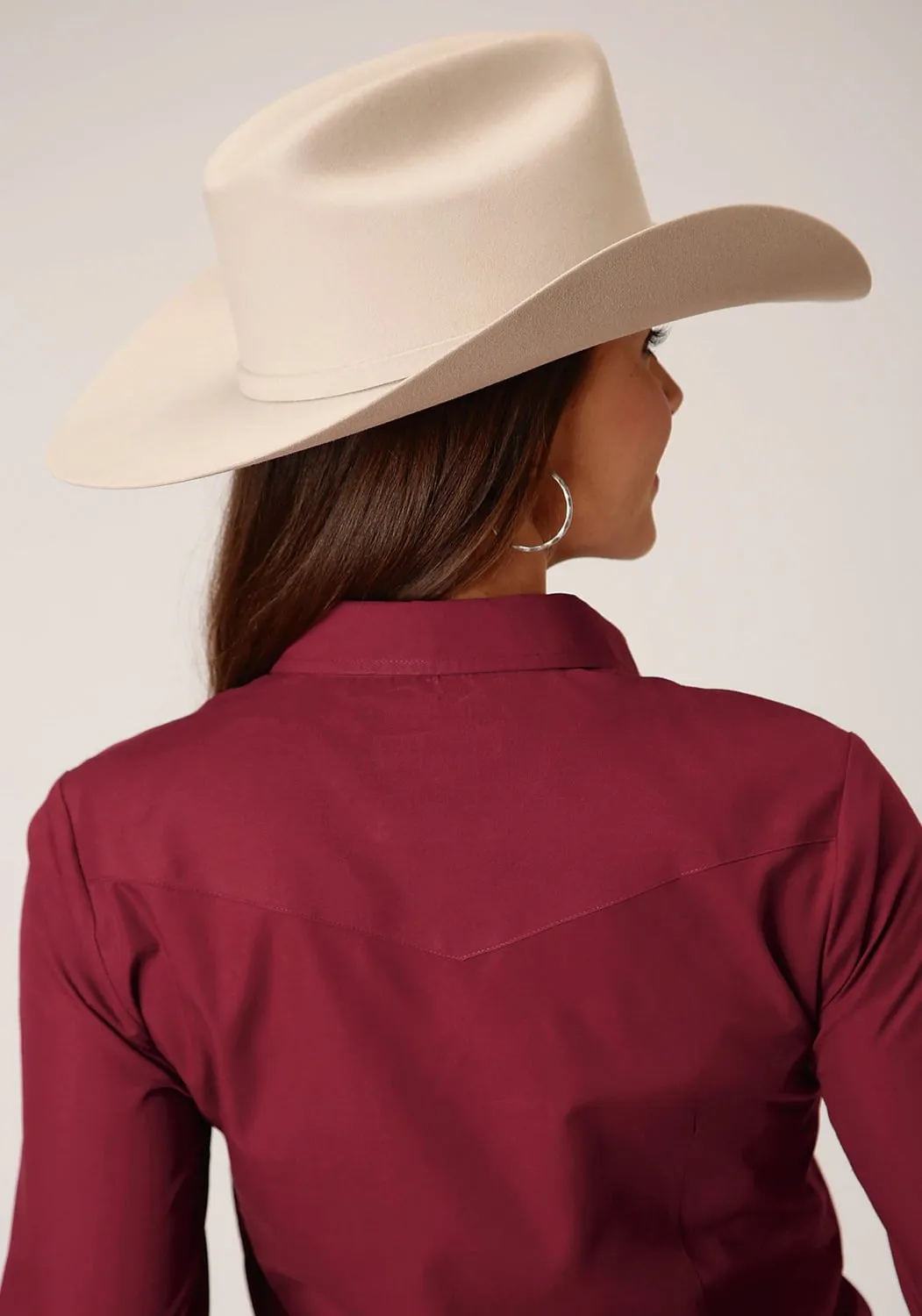 Retro Vibe Roper Womens Solid Broadcloth Deep Russet Cotton Blend L/S Shirt