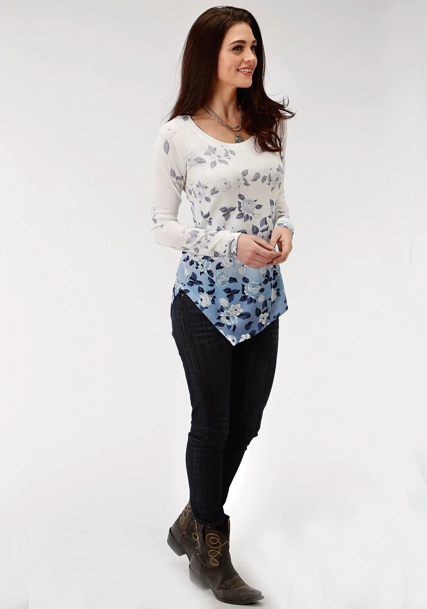Night Out Traveler Gear Stylish abrasion resistant coating Roper Womens White Polyester Ombre Floral L/S T-Shirt