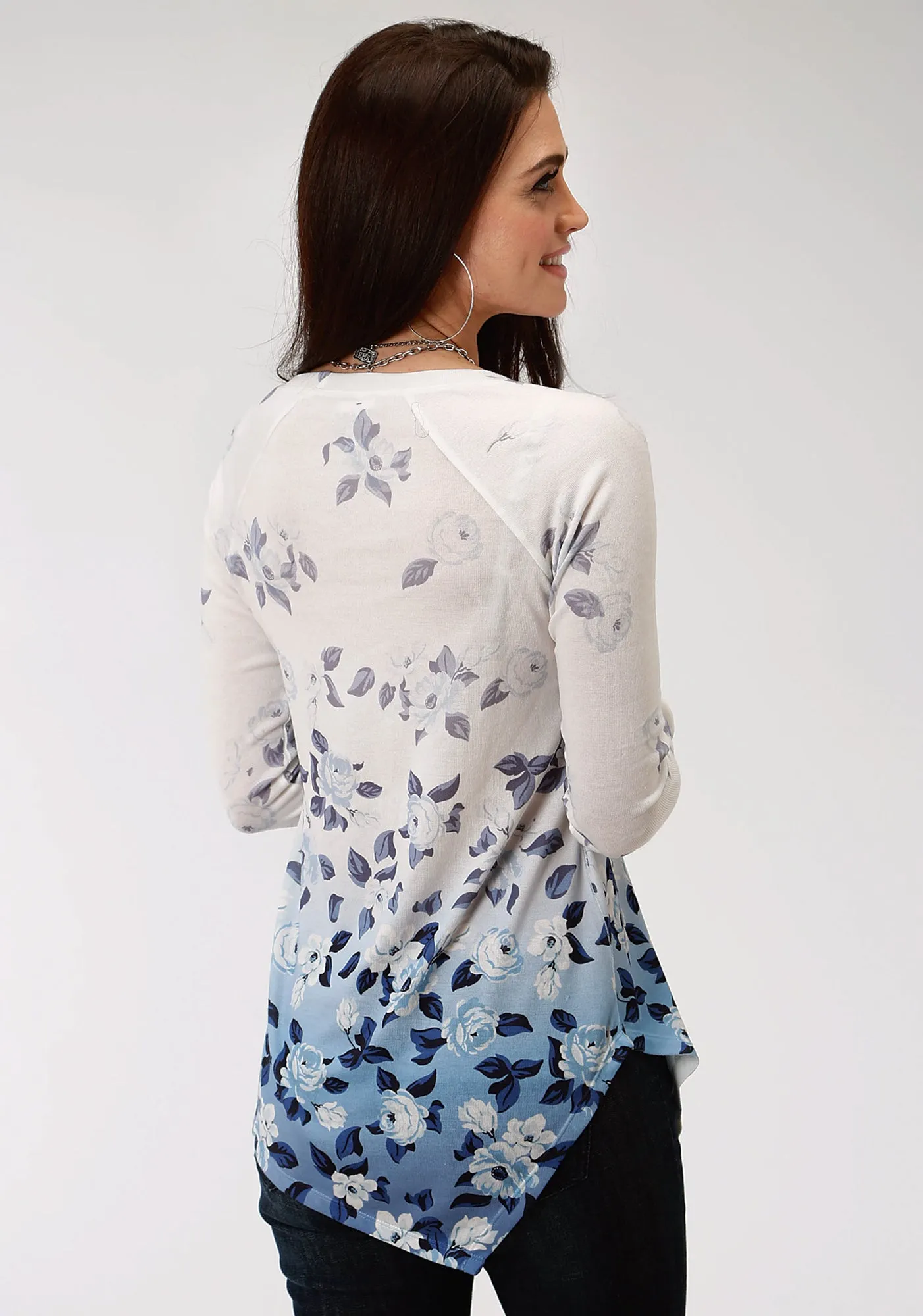 Family Style Luxury Roper Womens White Polyester Ombre Floral L/S T-Shirt