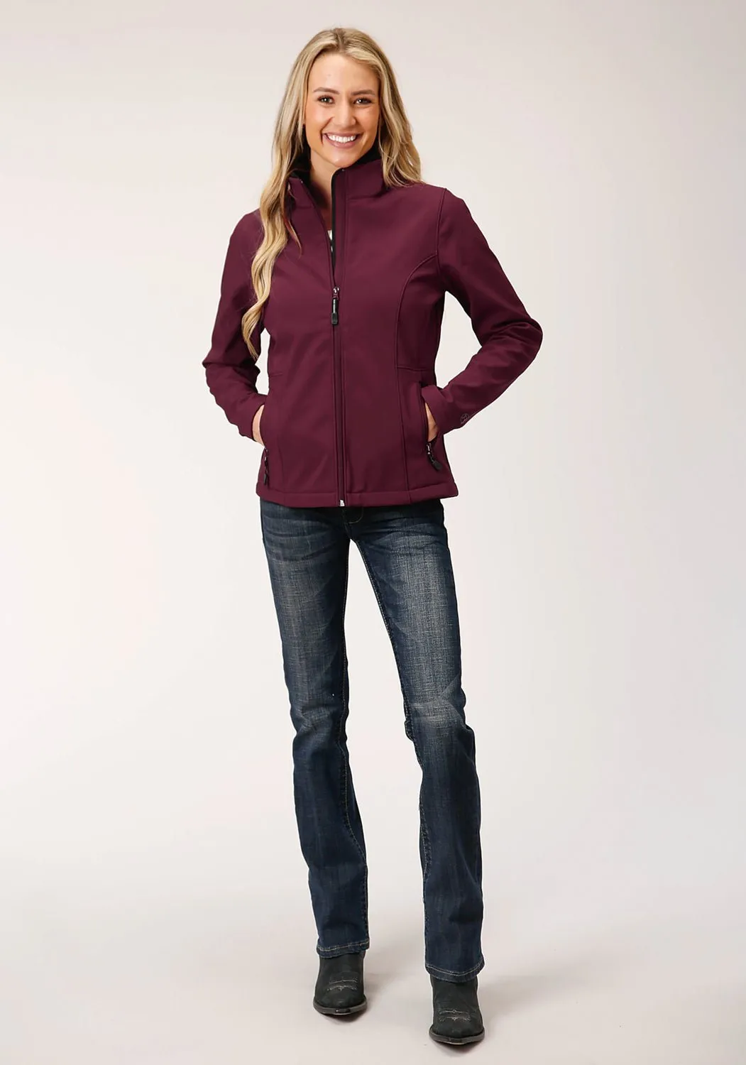 Roper Womens Wine Polyester Softshell Jacket Day Out Style comfortable option