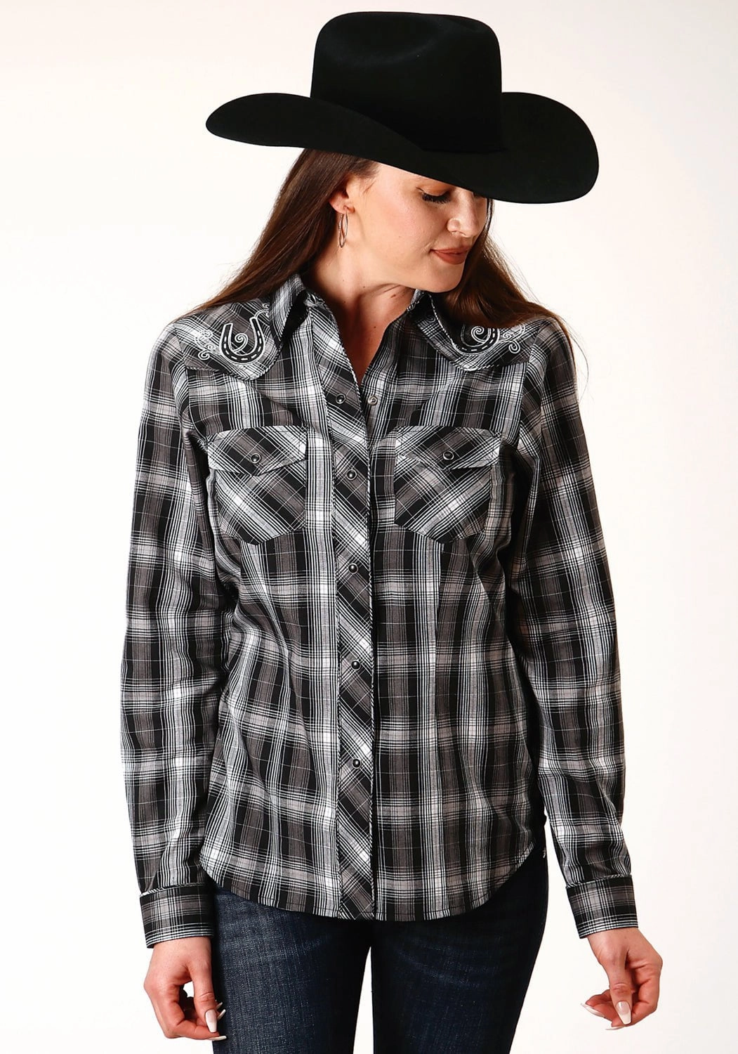 Roper Womens Black/White Cotton Blend Plaid L/S Snap Shirt Flexible Fit