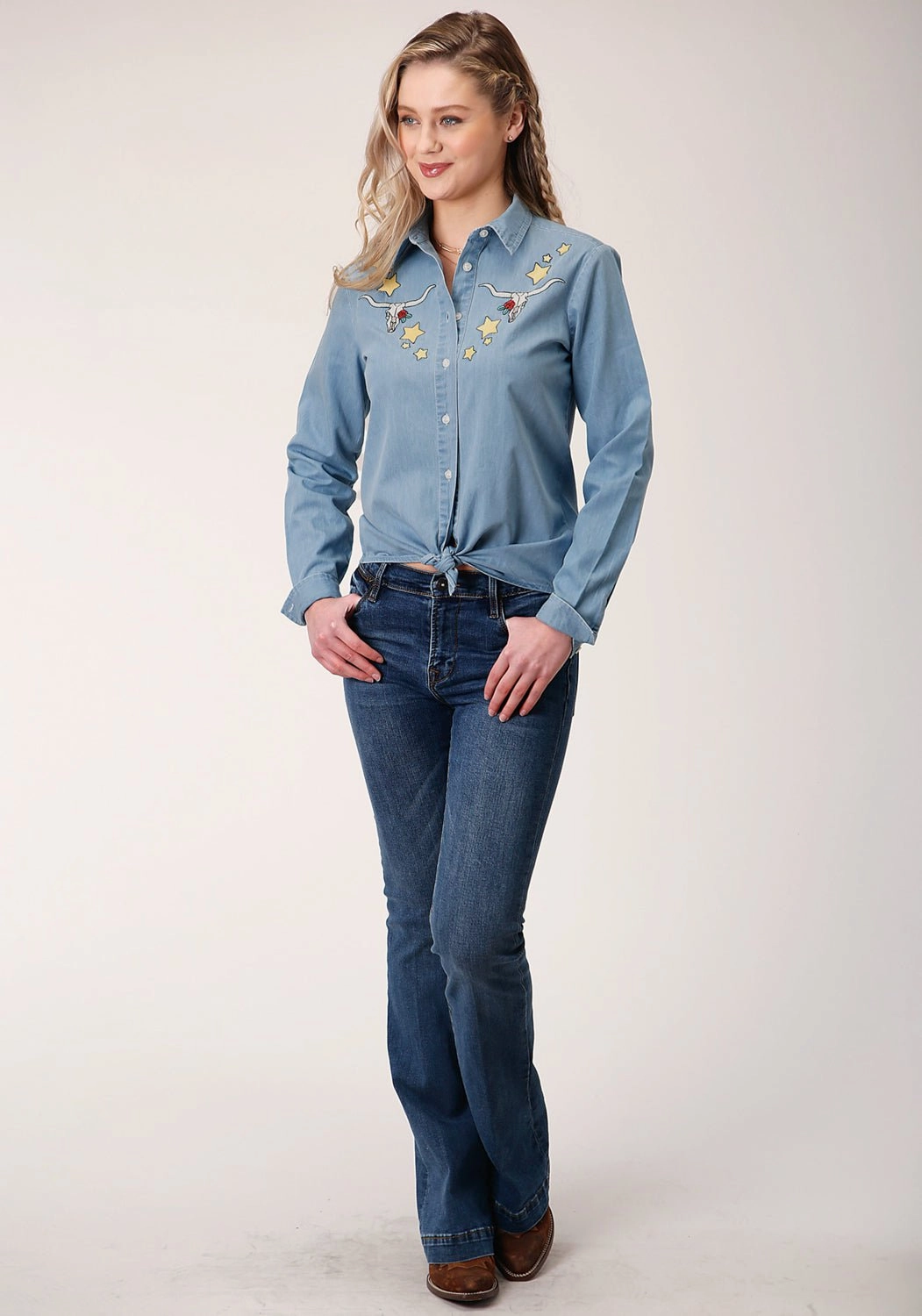 Bold Earthy Cool And Clean Roper Womens Light Blue 100% Cotton Stars Longhorn BD L/S Shirt