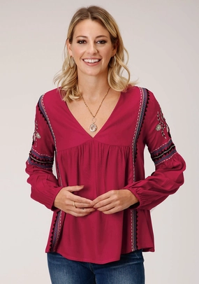 Roper Womens Raspberry Rayon/Nylon Challis L/S Blouse Modern Routine Roper Womens Raspberry Rayon/Nylon Challis L/S Blouse Light Outfit