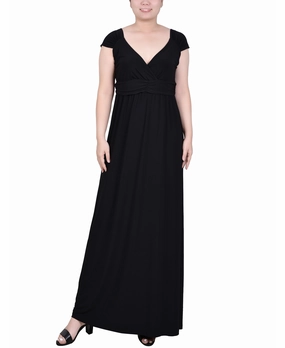 Ruched Empire-Waist Maxi Dress Cutout Detail Sophisticated cocktail dress Ruched Empire-Waist Maxi Dress