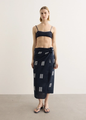 Seam-Free Design Tasman Sarong Chlorine Resistant Fabric Tasman Sarong