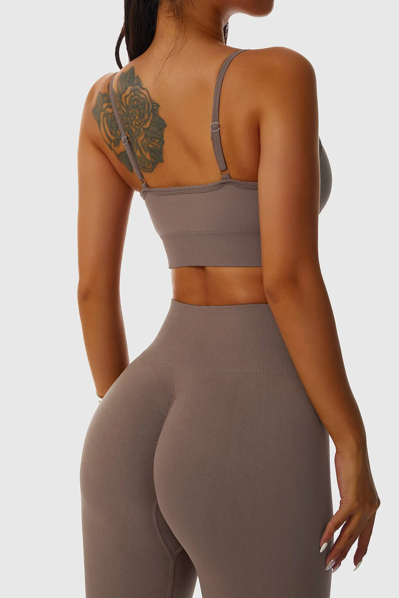 Seamless Scoop Neck Sports Bra