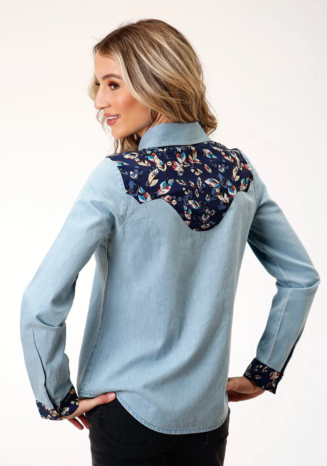 High-End Finish Roper Womens Retro Denim Light Blue 100% Cotton L/S Shirt