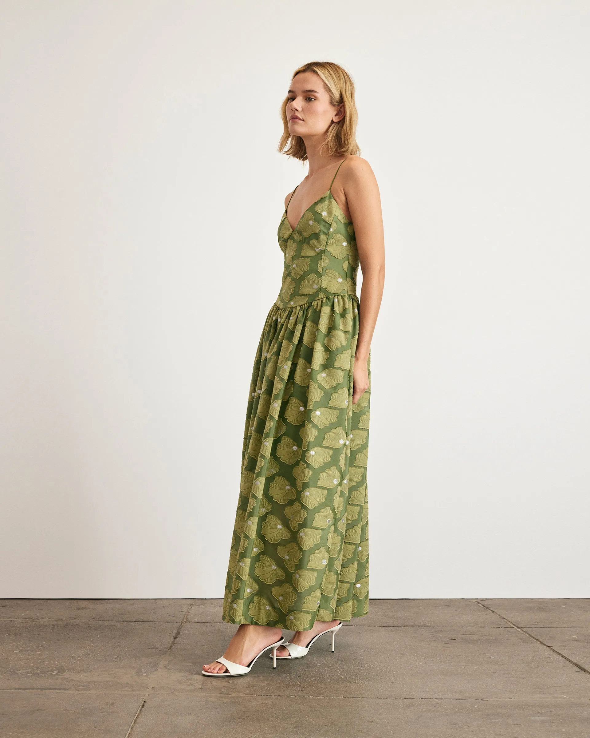 Serena Dress Calm Movement