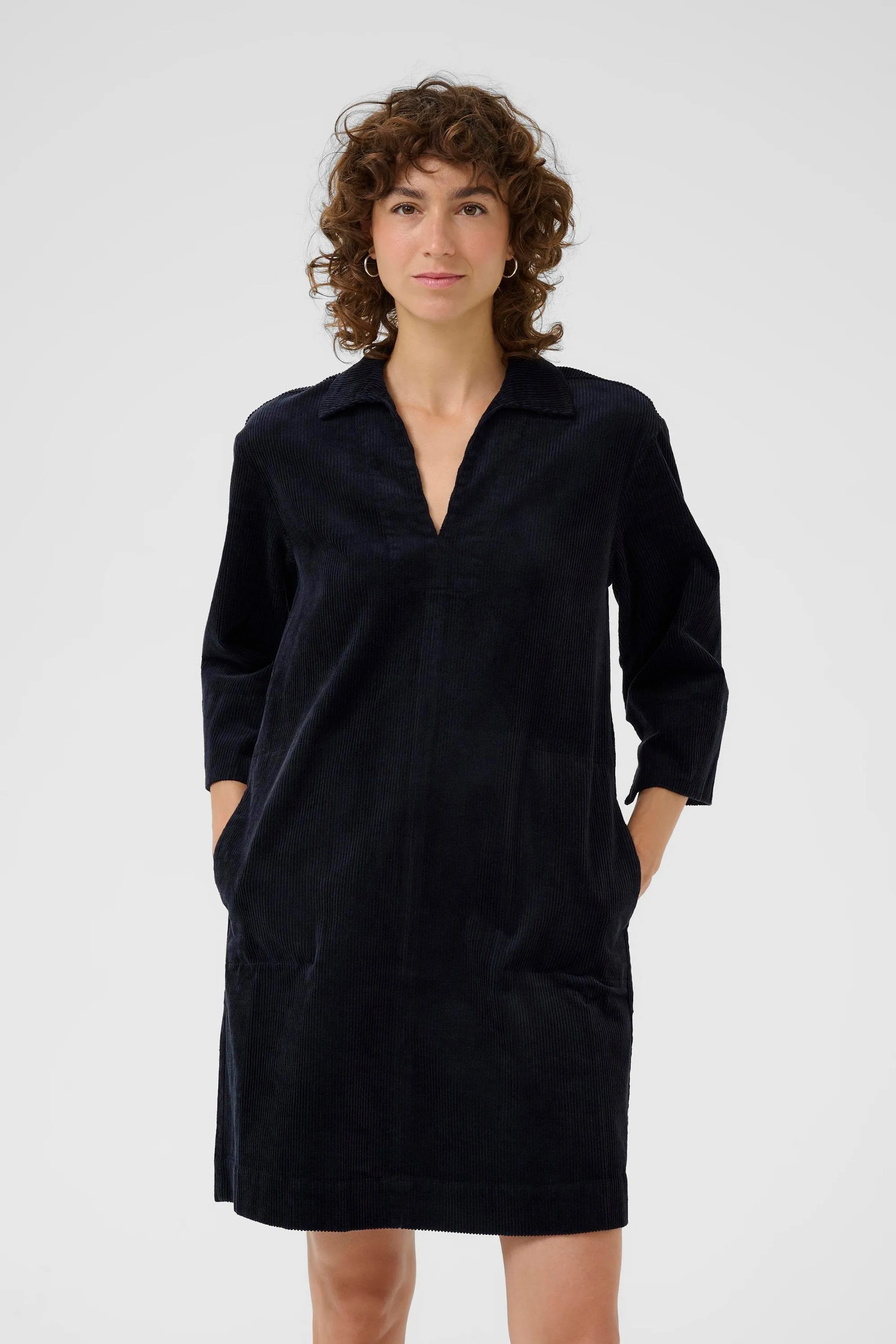 Daily Mood Refined Form SHARRI CORD DRESS