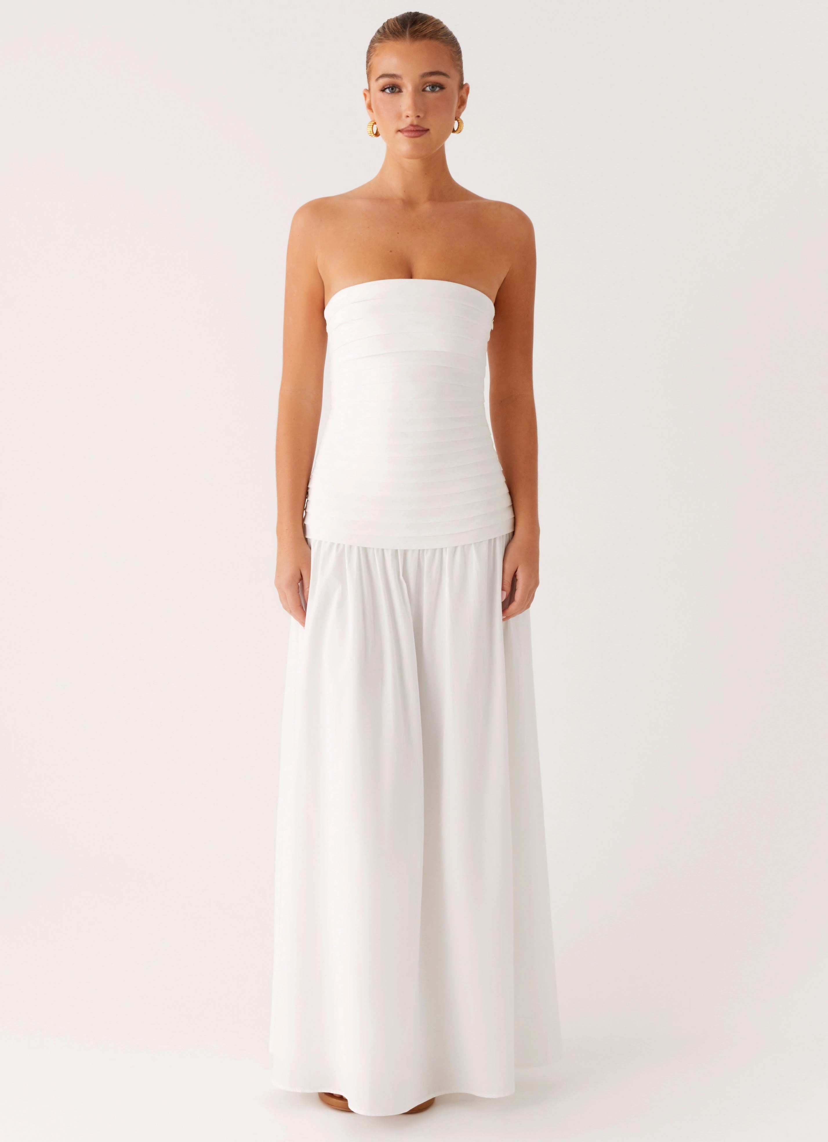 Soft fabric piece City Friendly Tyrah Maxi Dress - White