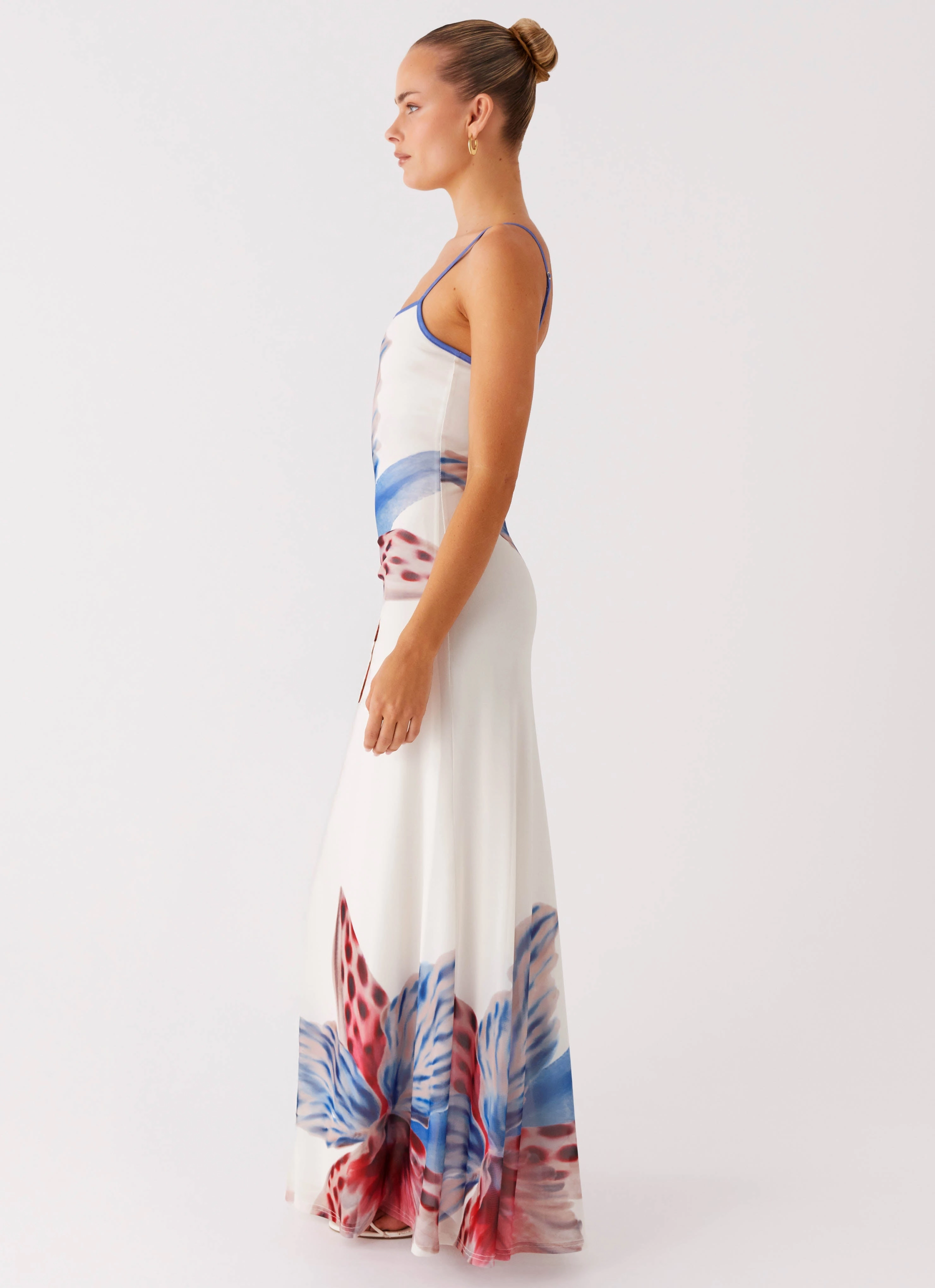 Everett Maxi Dress - White Sea Bloom Sleek Movement Dreamy Simplicity