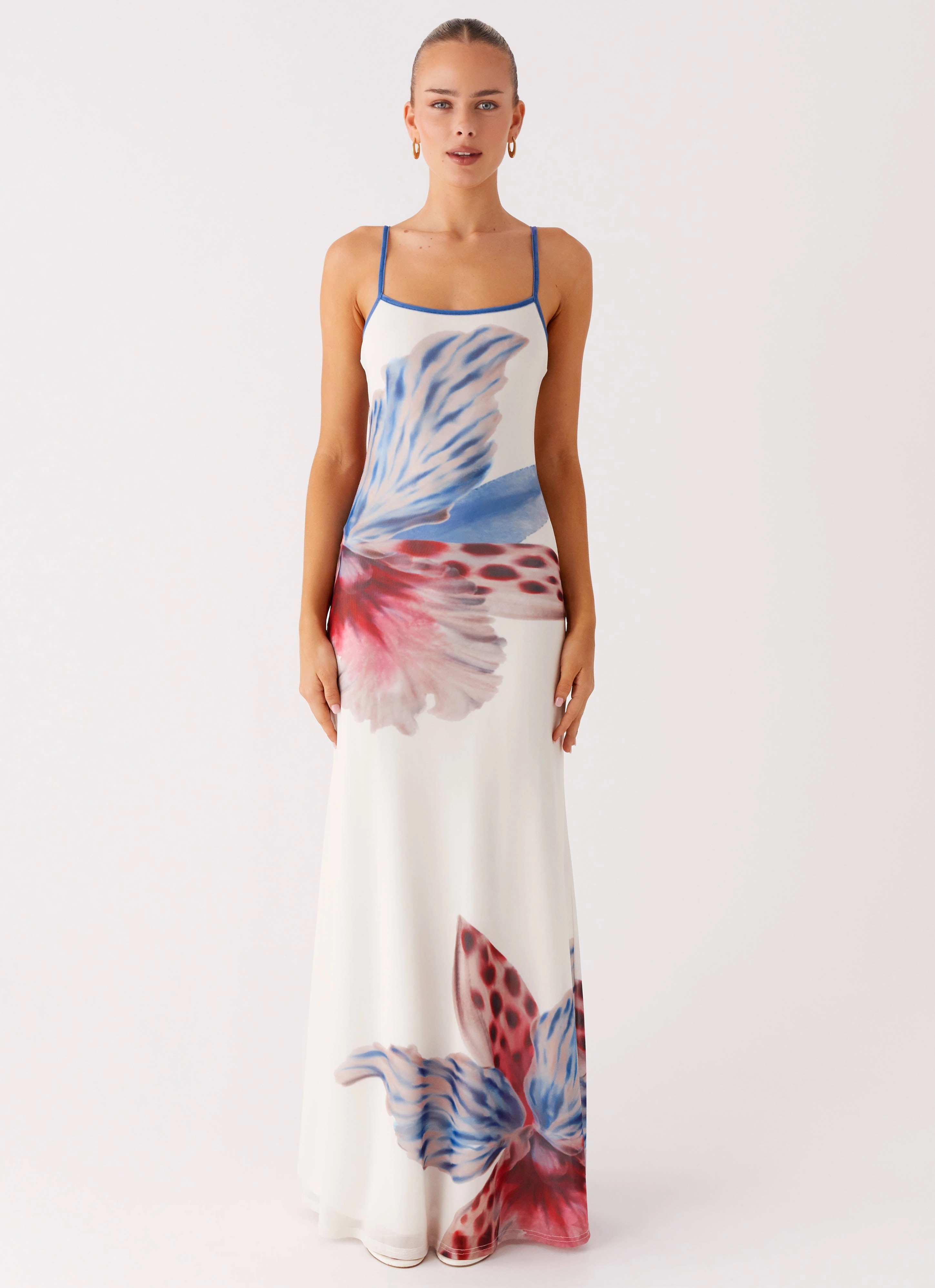 ComfortFitDesign Everett Maxi Dress - White Sea Bloom