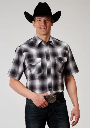Side slits Roper Mens 1972 Plaid Black/White Cotton Blend S/S Shirt Roper Mens 1972 Plaid Black/White Cotton Blend S/S Shirt Lightweight Fabric