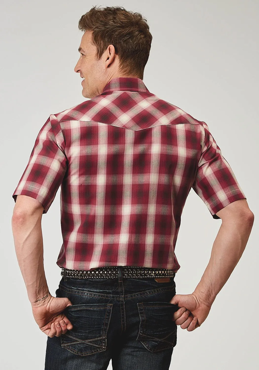 Roper Mens 1974 Plaid Red Cotton Blend S/S Shirt Smart Appearance Timeless Comfort