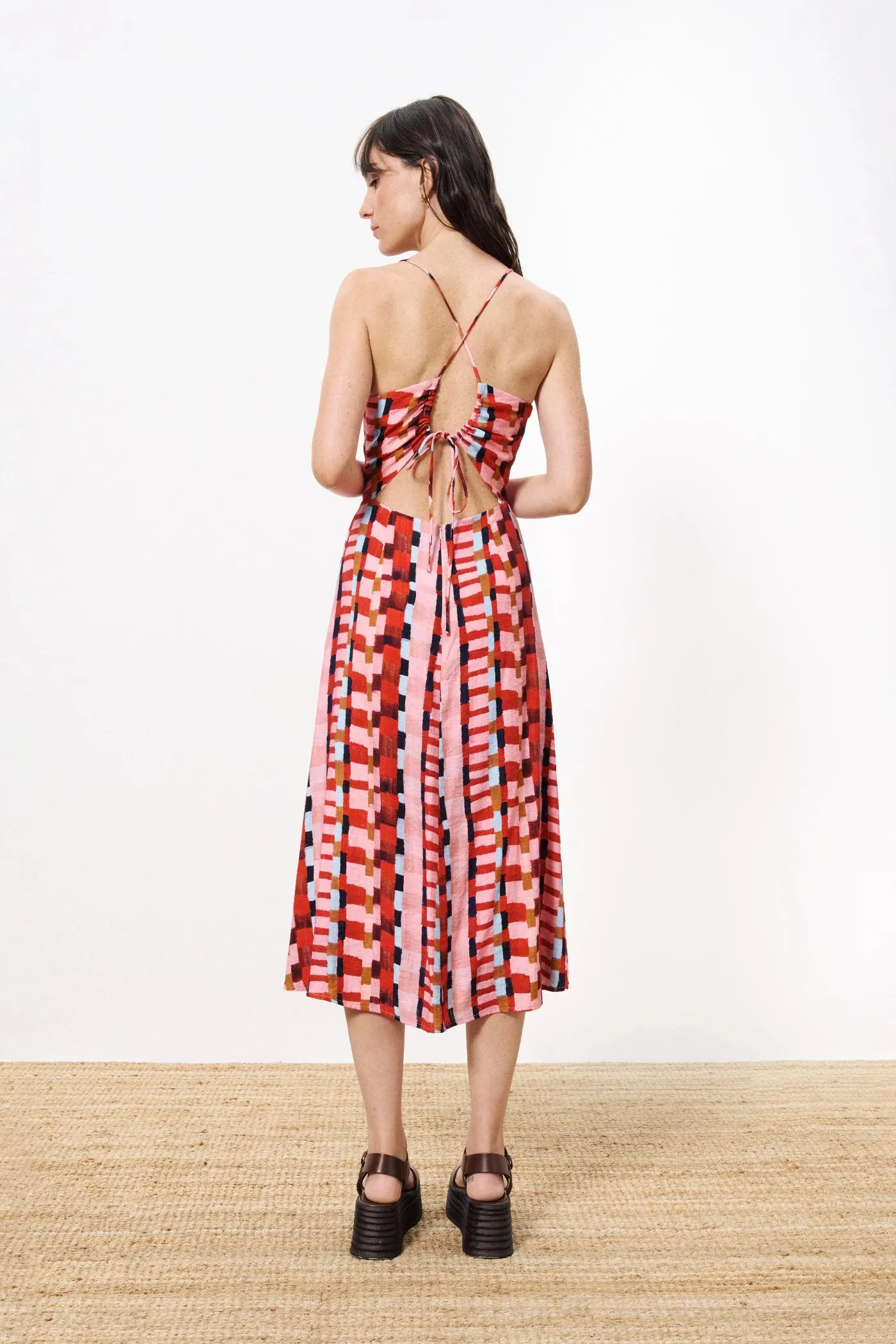 Neutral Base Classic Mood AELIG ROUGE MIDI DRESS