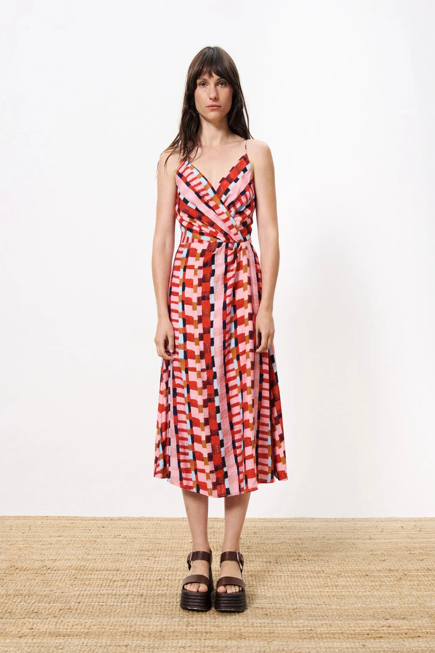 AELIG ROUGE MIDI DRESS Casual Look