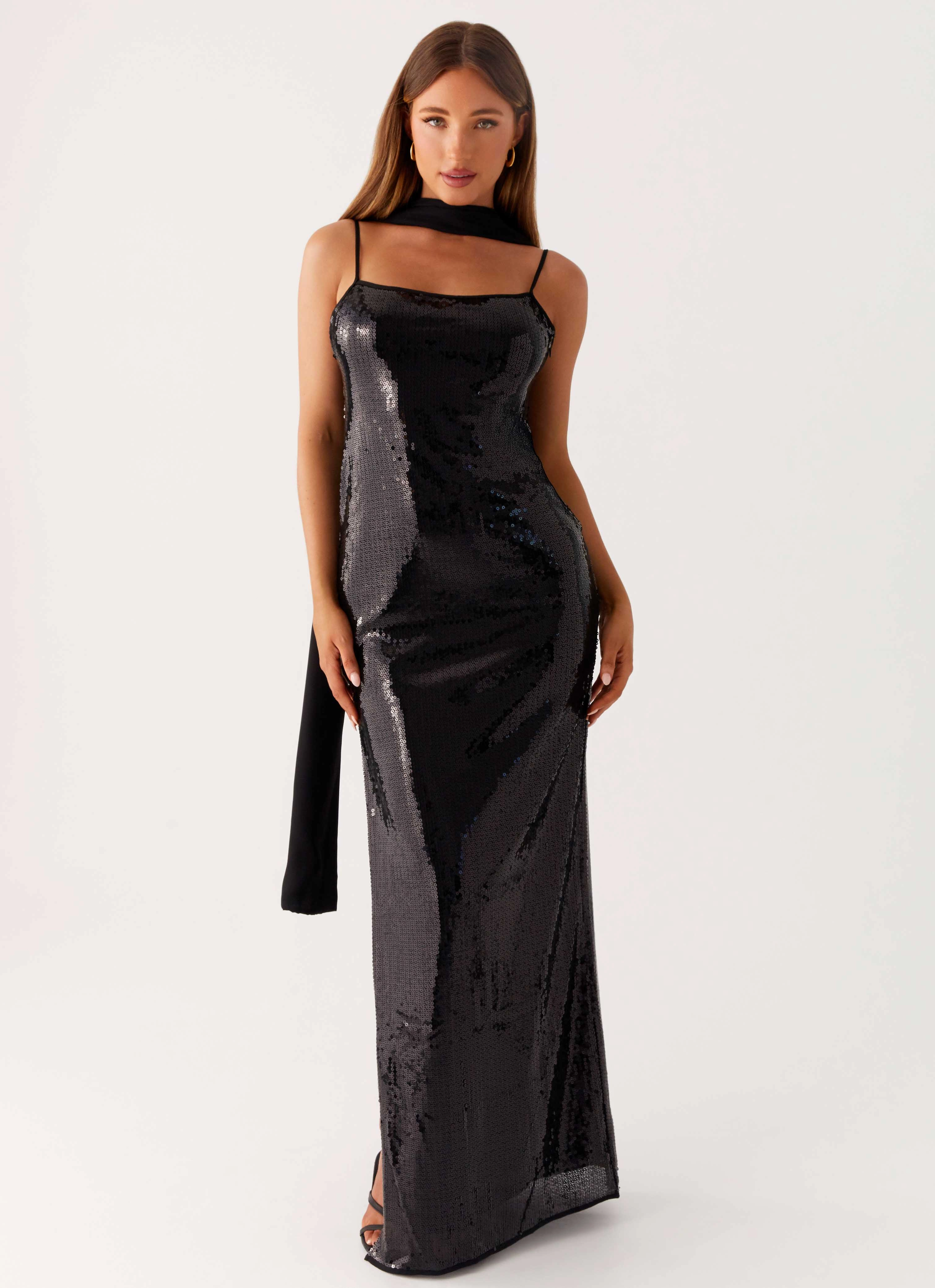 Magnetic-Closure Minimal Cut Scarf Neck Sequins Maxi Dress - Black