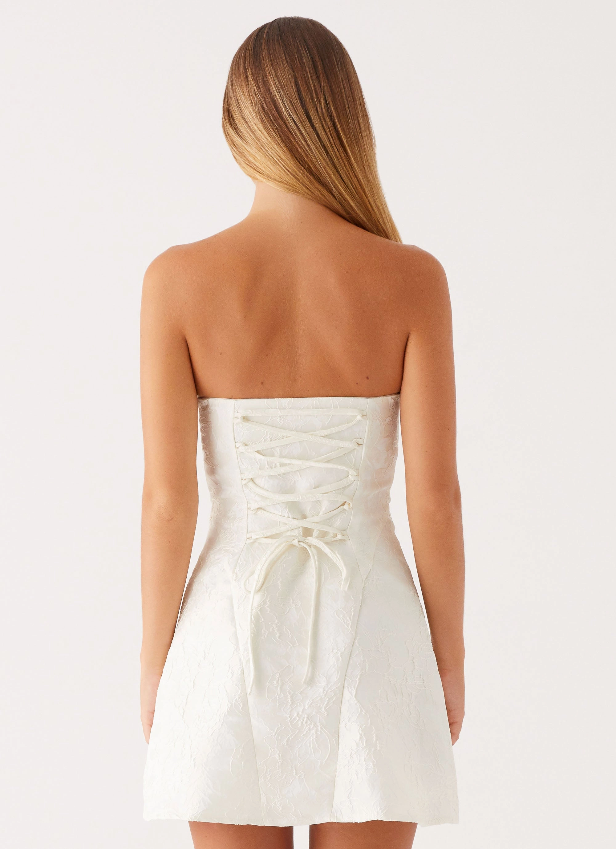 Easy Comfort Look So Stylish Mini Dress - White