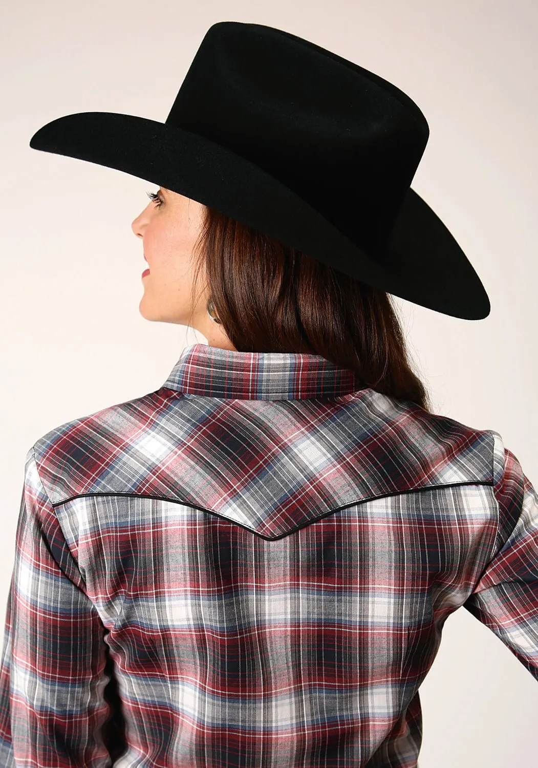 Roper Womens Rose Plaid Red Cotton Blend L/S Shirt Active Layering