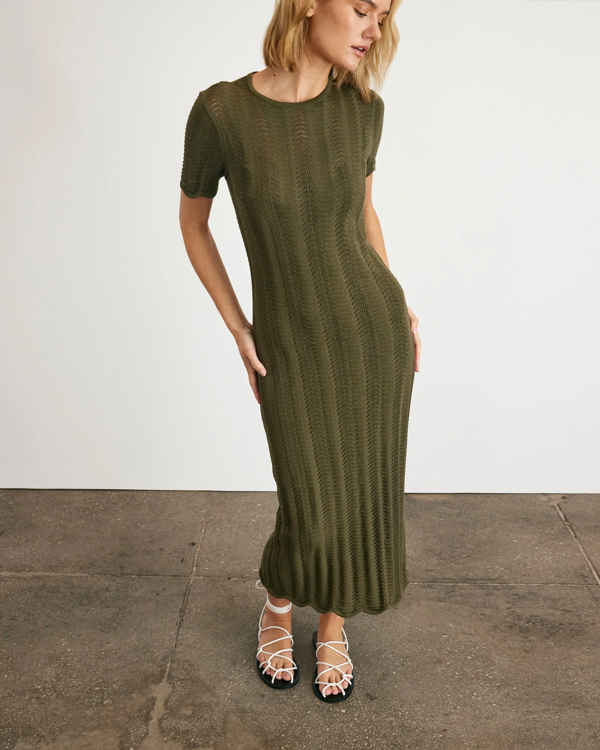 Cut-Out-Detail Basic essential Leighton Dress