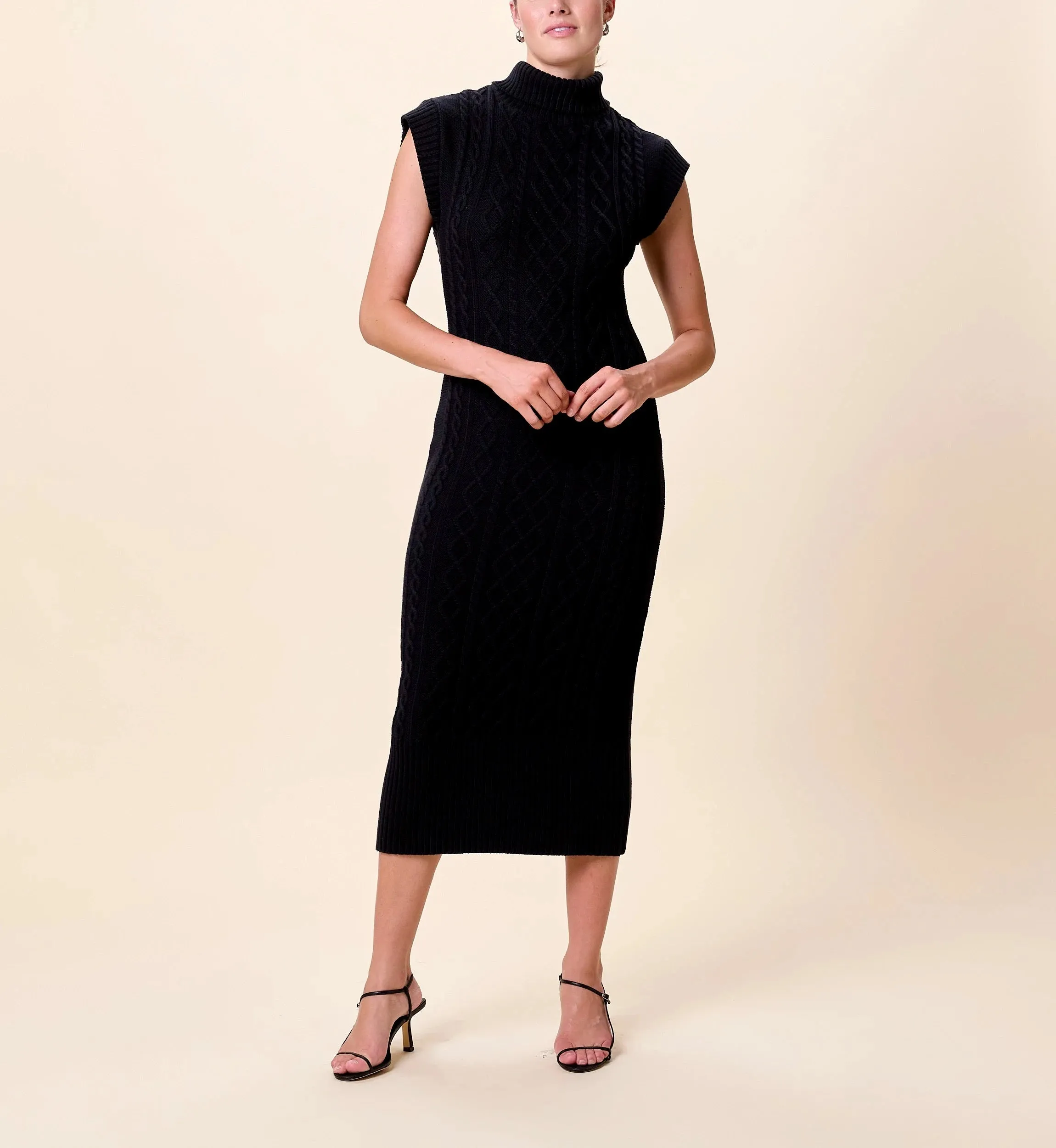 Shana Midi Dress | Black Daily Essential
