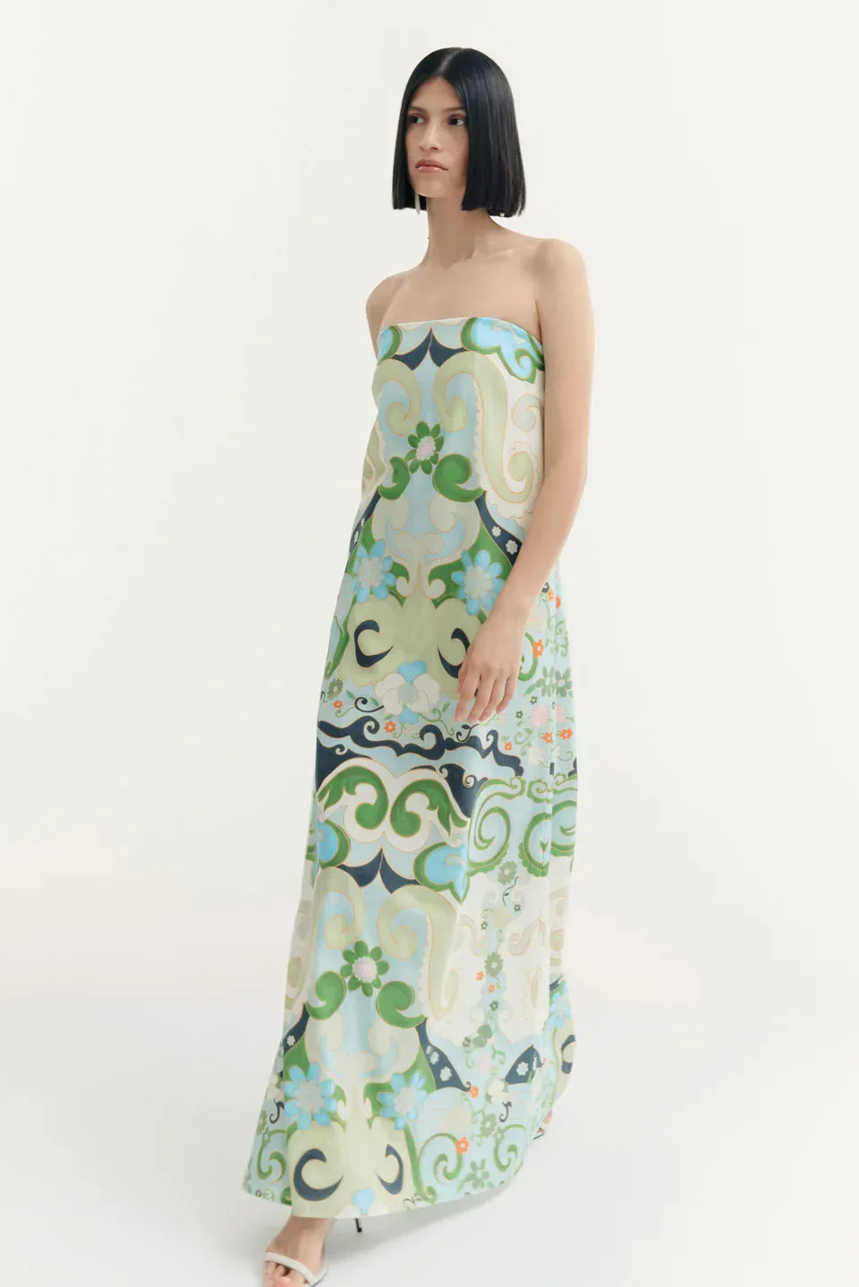 Metallic-Shine V-Neck Aloe Maxi Dress in Anona