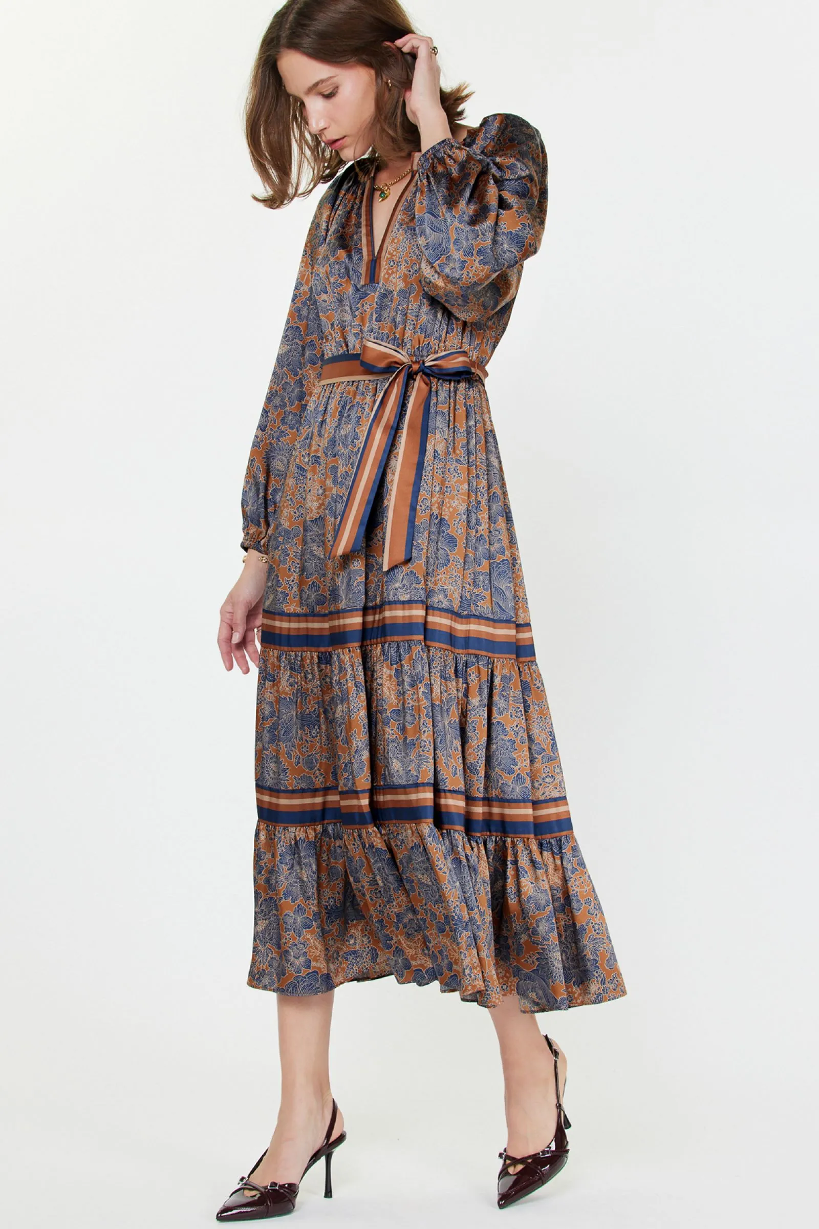SeamlessConstruction Stretch-Recovery SPLIT NECK PRINT DRESS