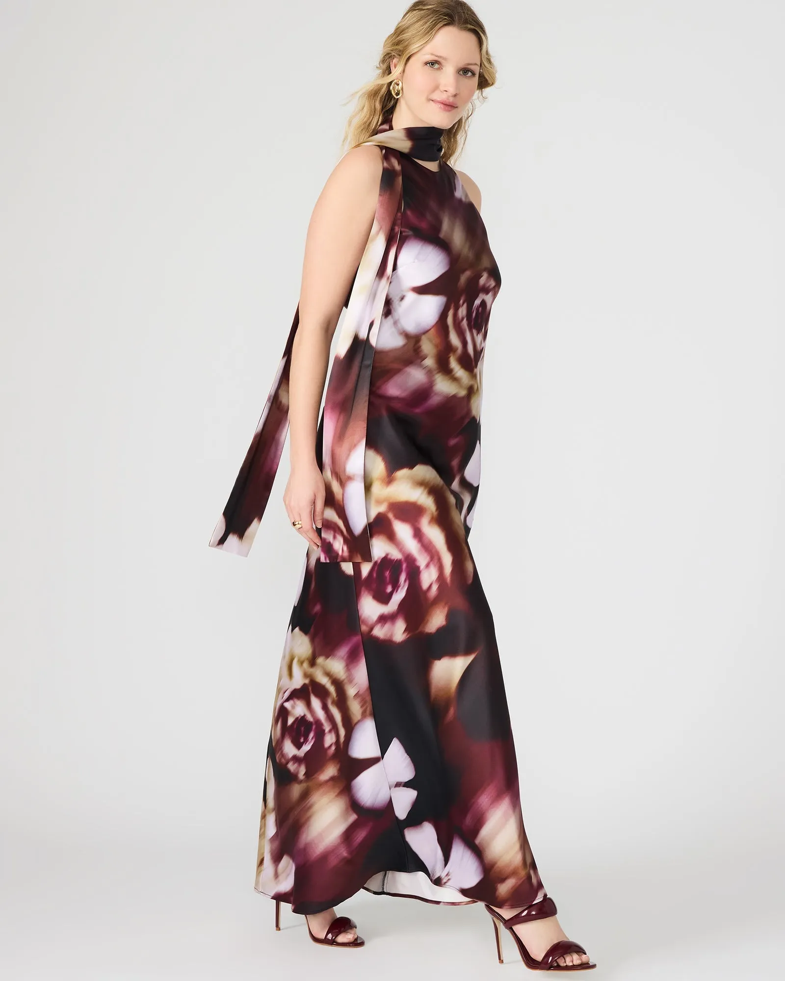 Jaidan Dress in Mesa Rose Summer Staple
