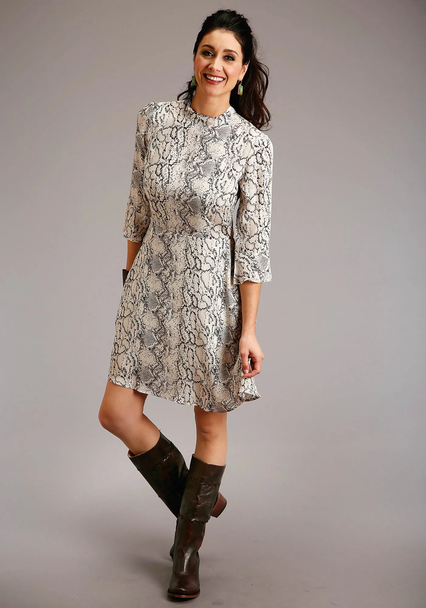 Stetson Womens Cream/Black Rayon/Nylon Snake Skin Print S/S Dress Shrink Resistant Denim