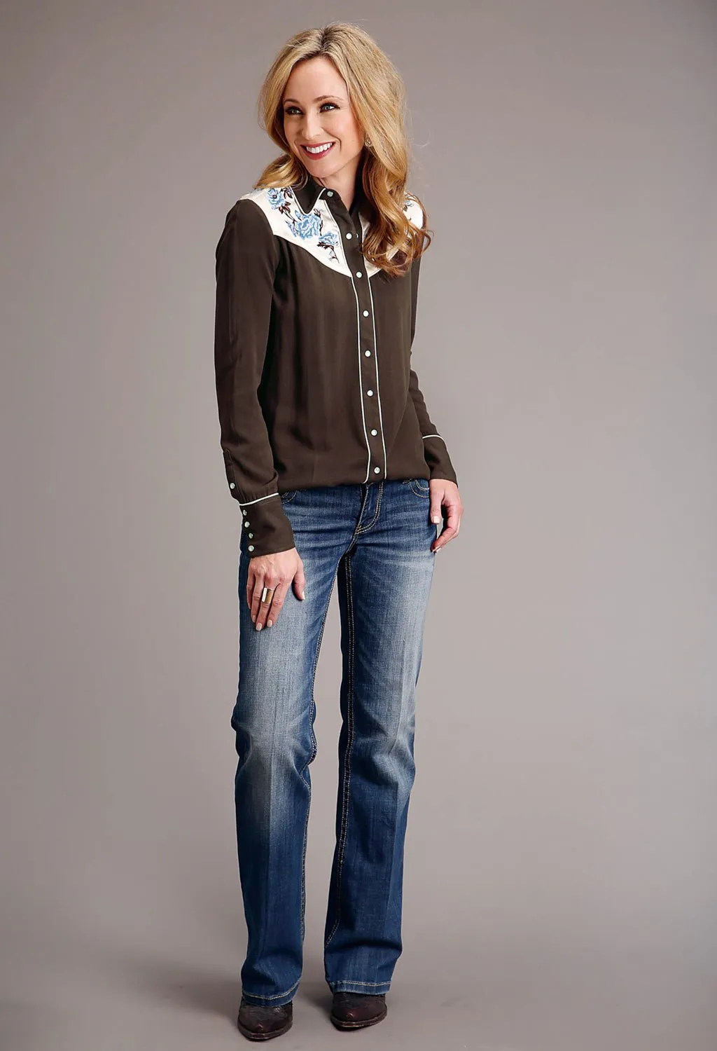 Versatile Wear Stetson Womens Curvy Floral Brown 100% Rayon L/S Shirt