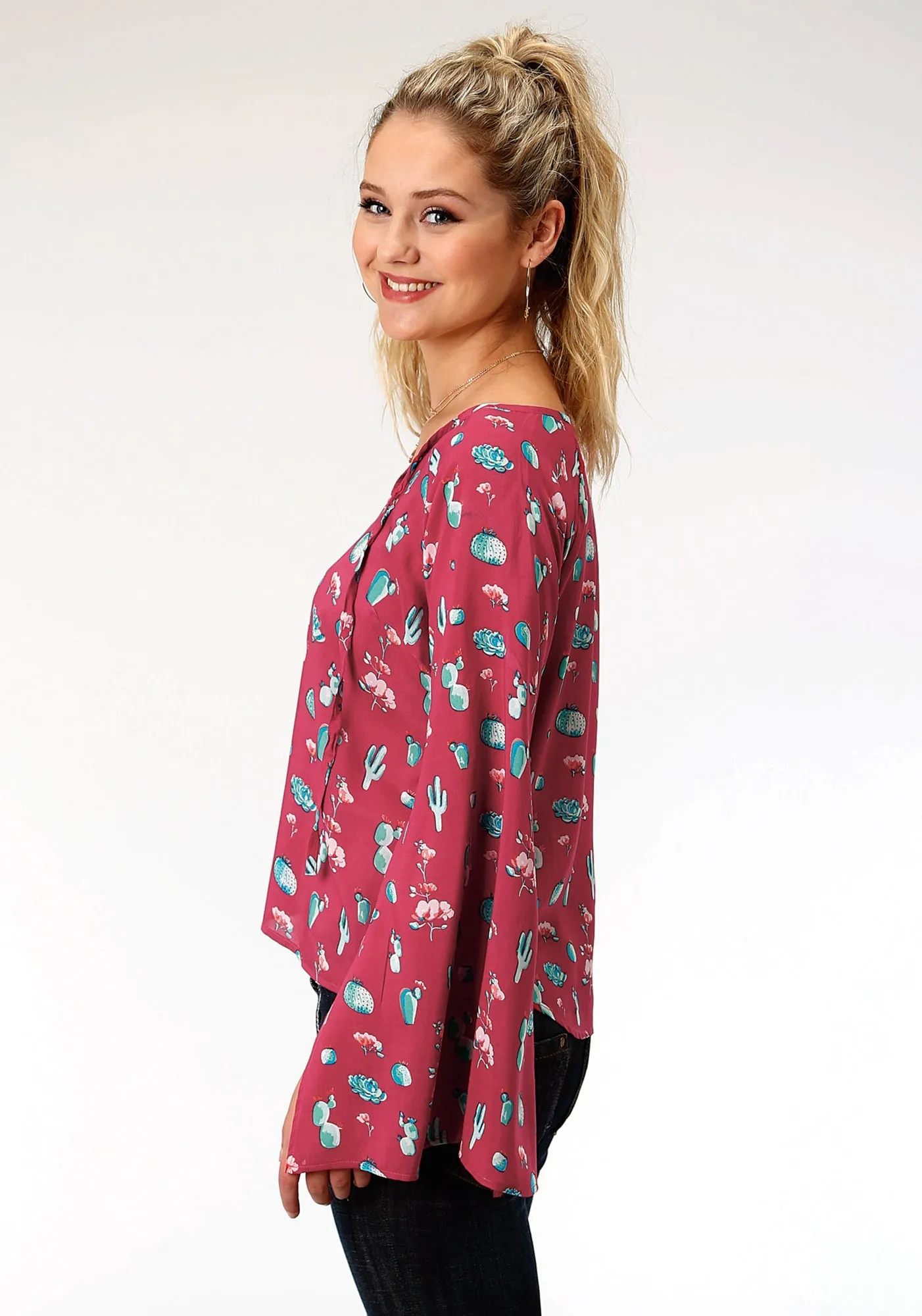 Breathable Work Meeting Relaxed Style Smart Casual Modern Rainy Day Roper Womens Red Rayon/Nylon Cactus Print L/S Blouse
