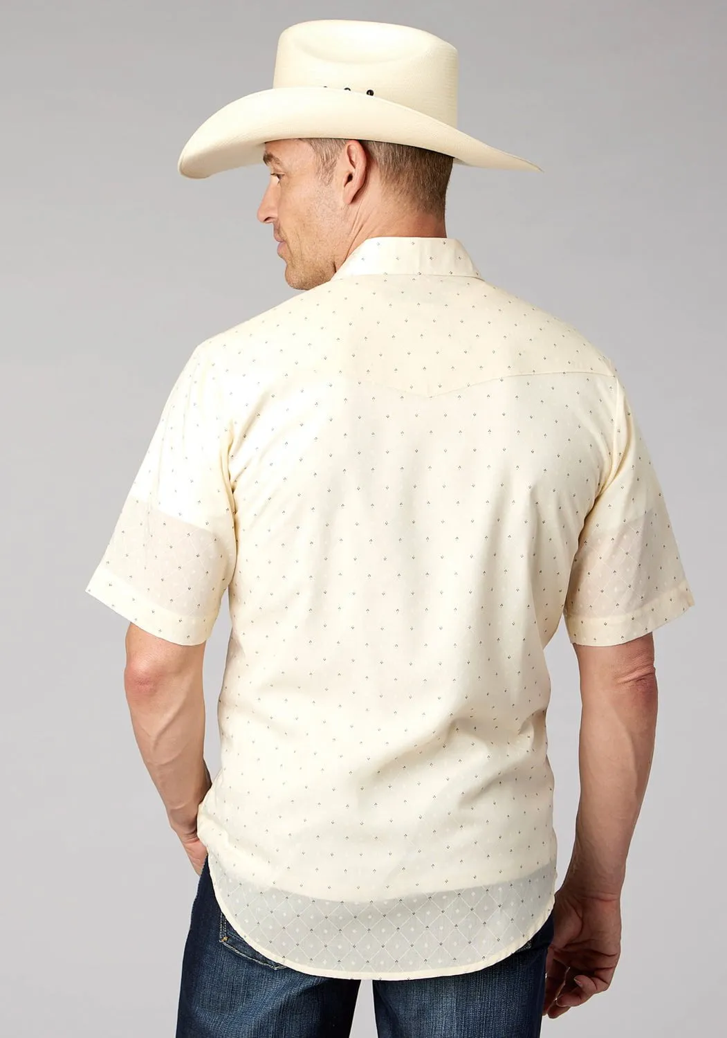 Athleisure Trend Versatile Look Roper Mens 2067 Diamond Wallpaper White Cotton Blend S/S Shirt