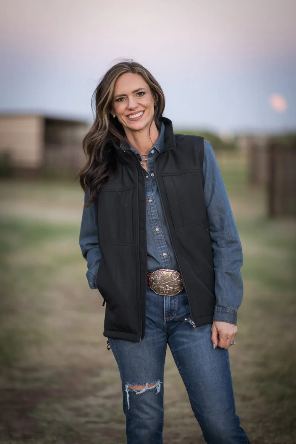 STS Ranchwear Womens Weston Vest Black Poly/Spandex Fleece Vest Comfortable Appearance Essential Basics