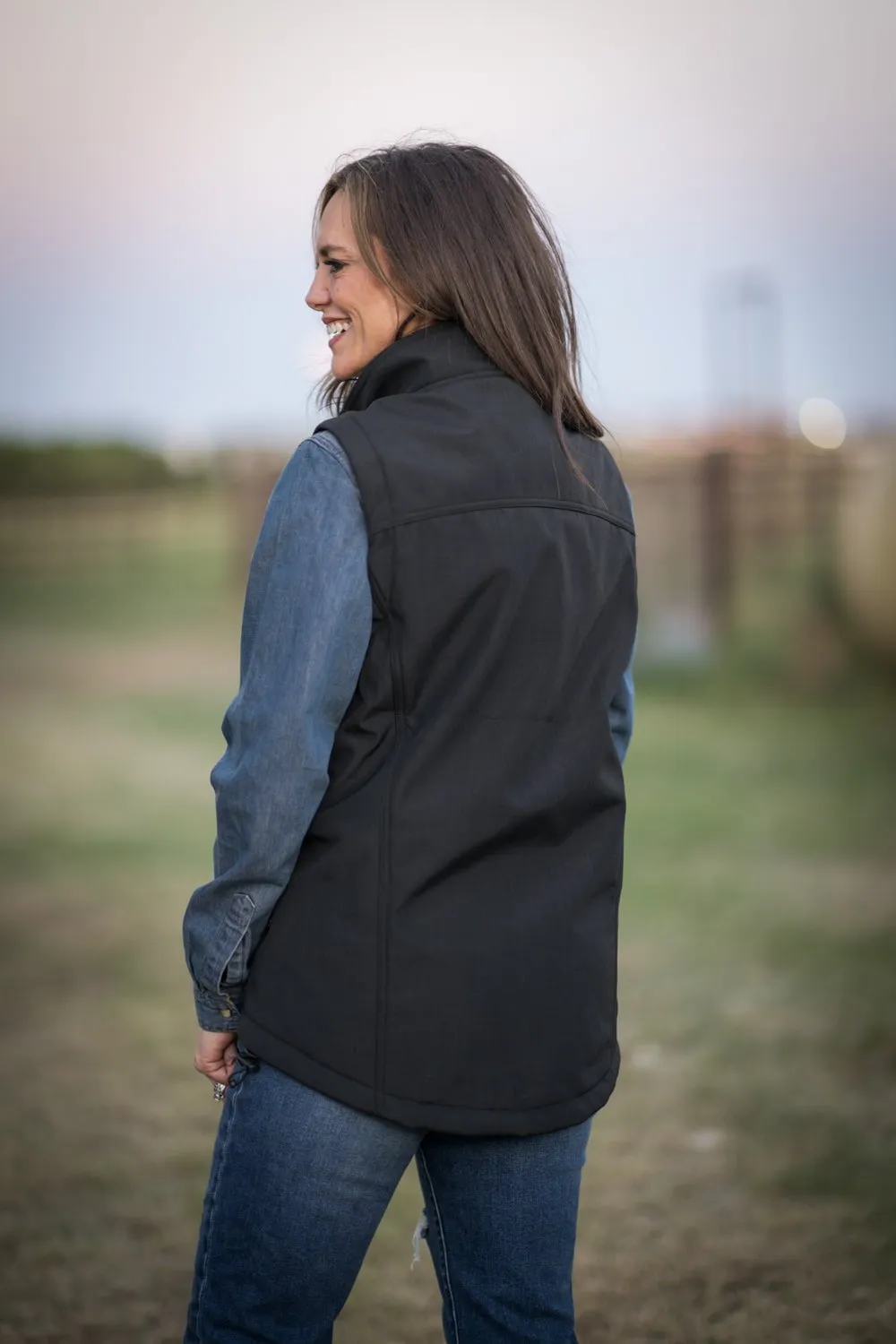 Luxury Minimalist STS Ranchwear Womens Weston Vest Black Poly/Spandex Fleece Vest