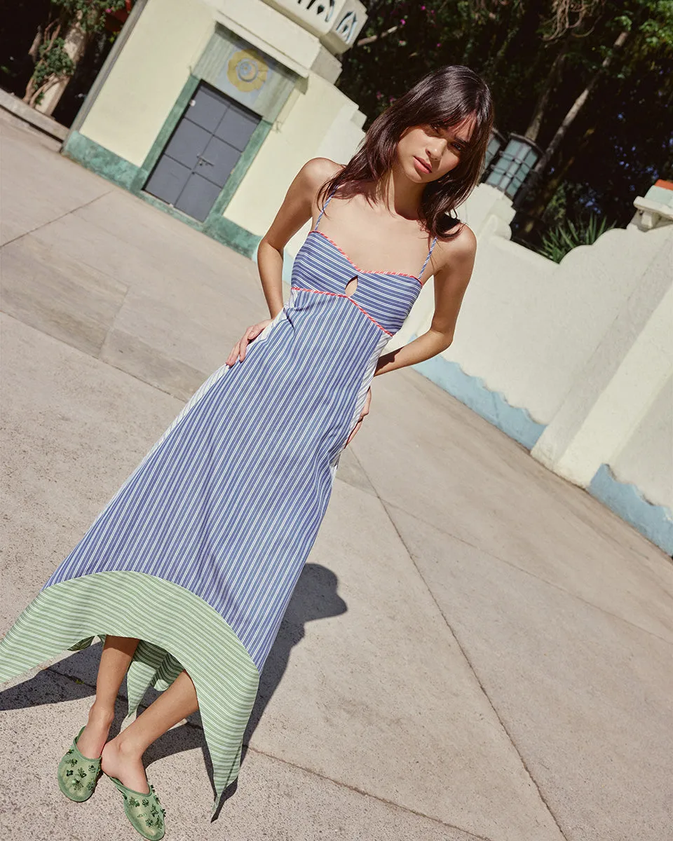 Relaxed and Effortless Street Vibe Samantha Dress