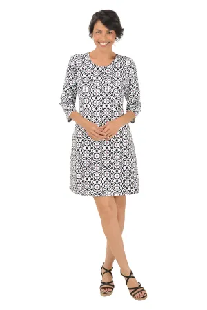 Stylish Wear Black Optical Daisy UPF50  Travel Dress Flowy casual dress Midi-Length Black Optical Daisy UPF50  Travel Dress