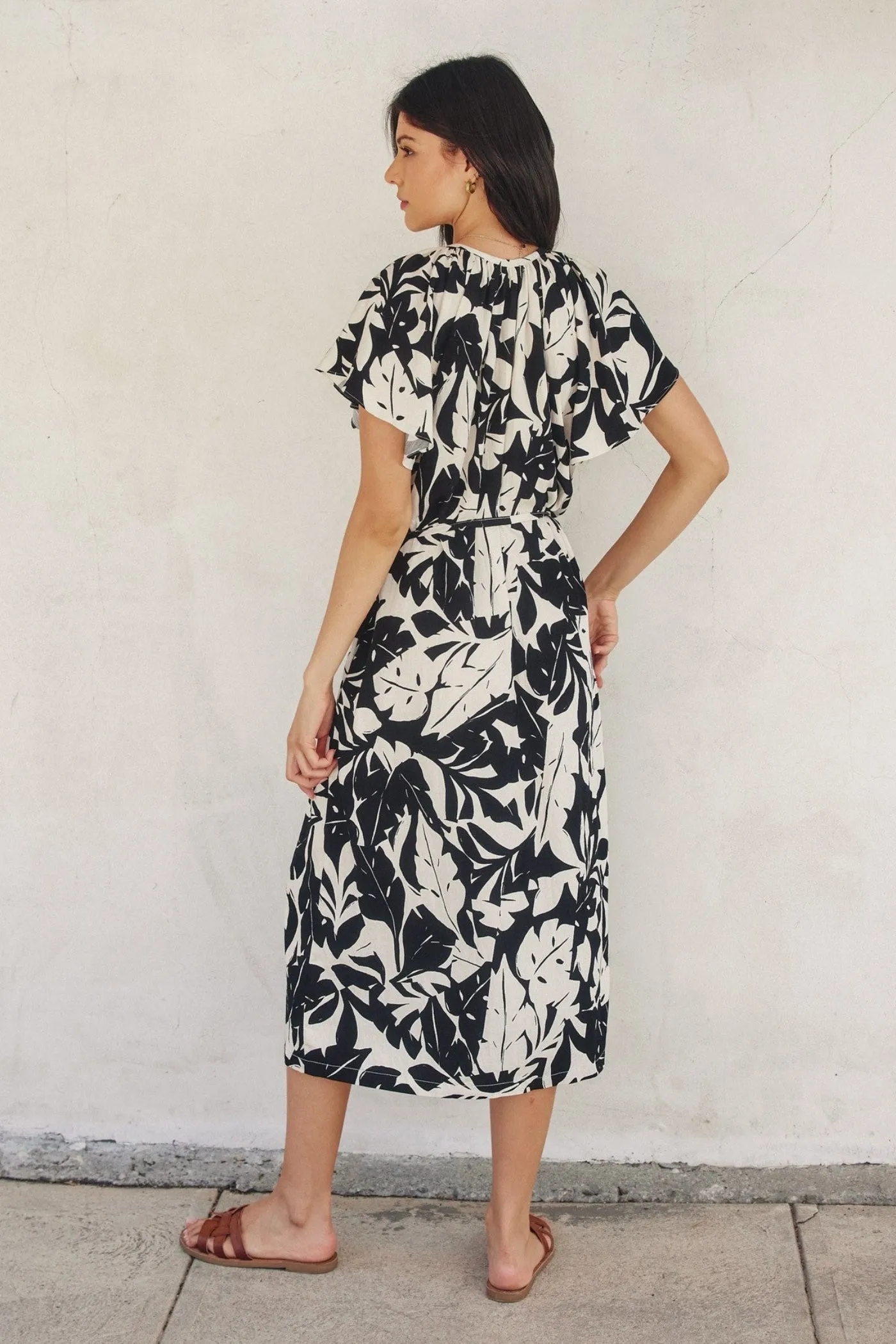 Influencer-Approved Everyday-Comfort LACEY PRINT MIDI DRESS