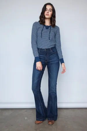 Timeless Spark Kimes Ranch Womens Jennifer Jeans Blue Cotton Blend Flare Leg Pre Shrunk Fabric Daily Wear Breathable Classic Kimes Ranch Womens Jennifer Jeans Blue Cotton Blend Flare Leg