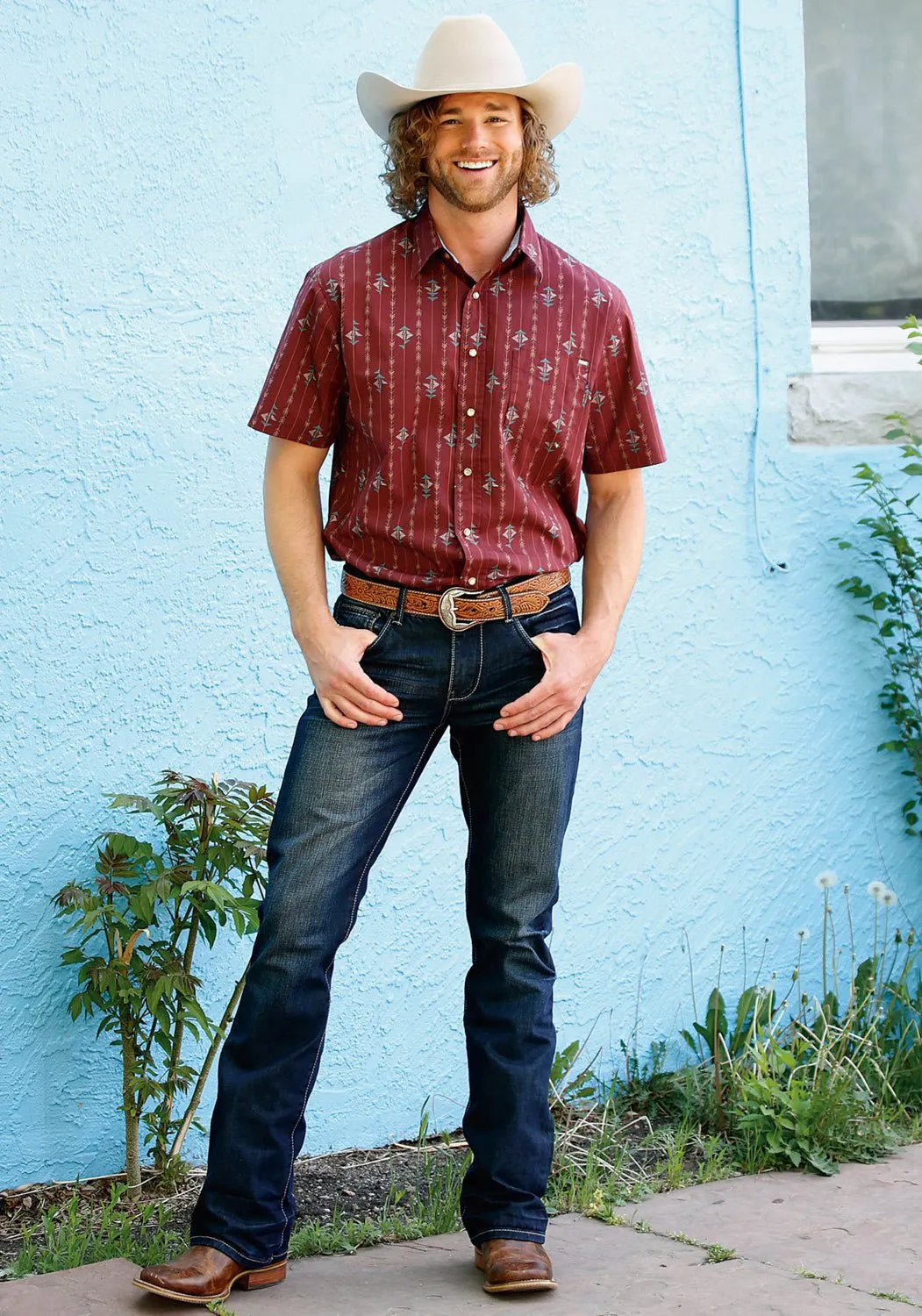 Distressed finish V-neck style Tin Haul Mens Arrow Aztec Stripe Wine 100% Cotton S/S Shirt