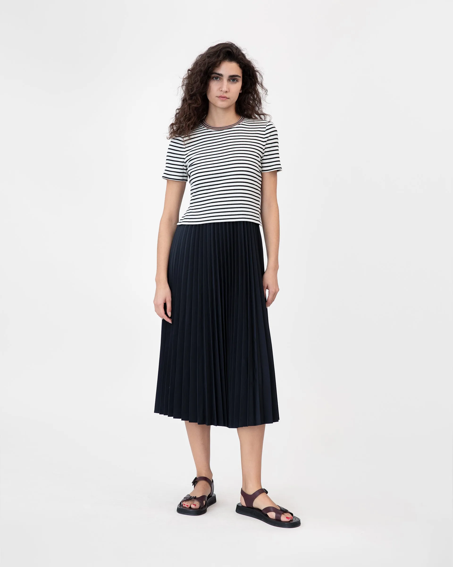 Logan Dress Free Step