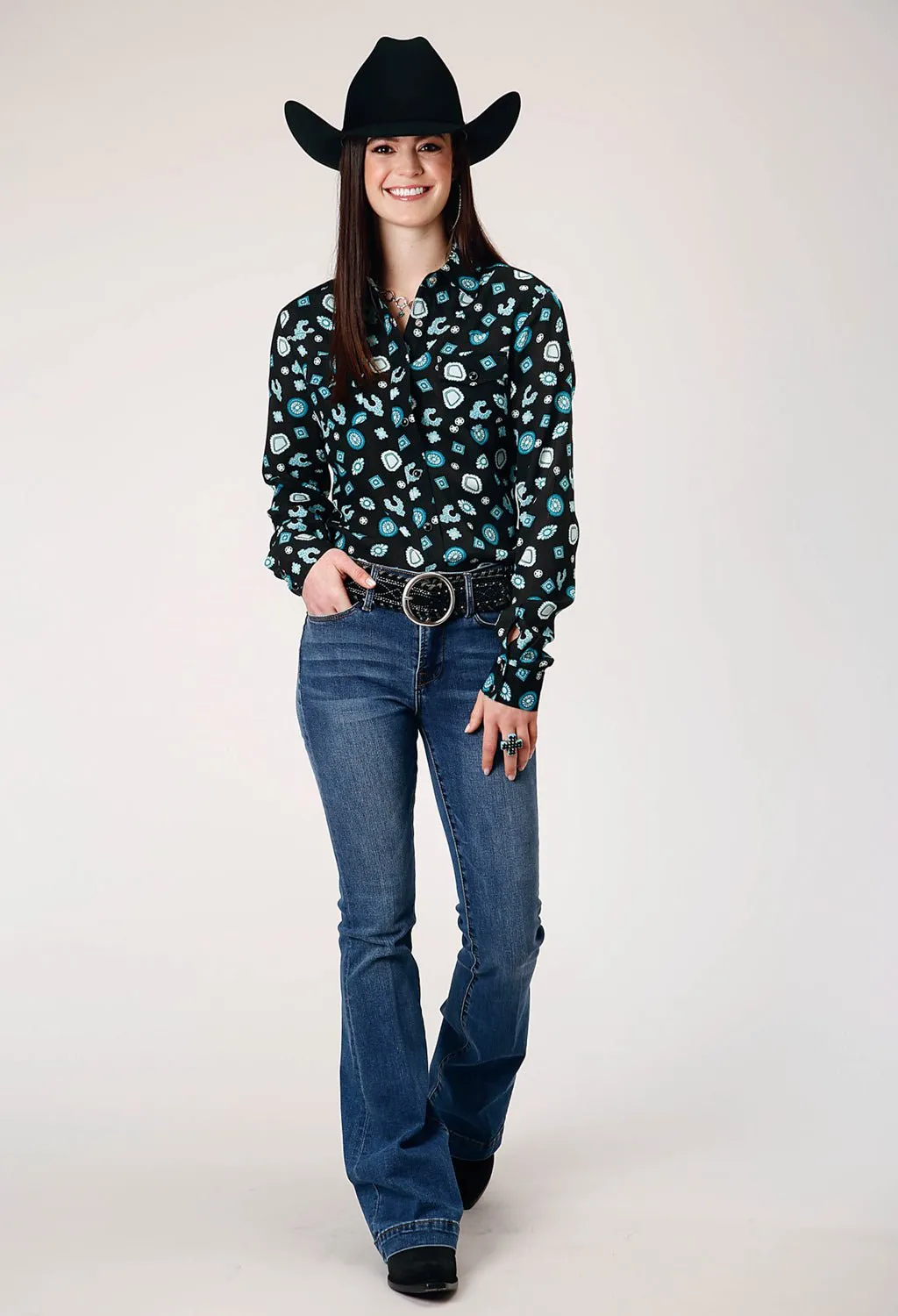 Roper Womens Jewelry Boyfriend Black 100% Rayon L/S Blouse Elegant Finish Printed design