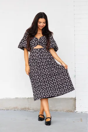 Trendy Look ANNA MIDI DRESS ANNA MIDI DRESS Flowy summer gown Classic structured dress