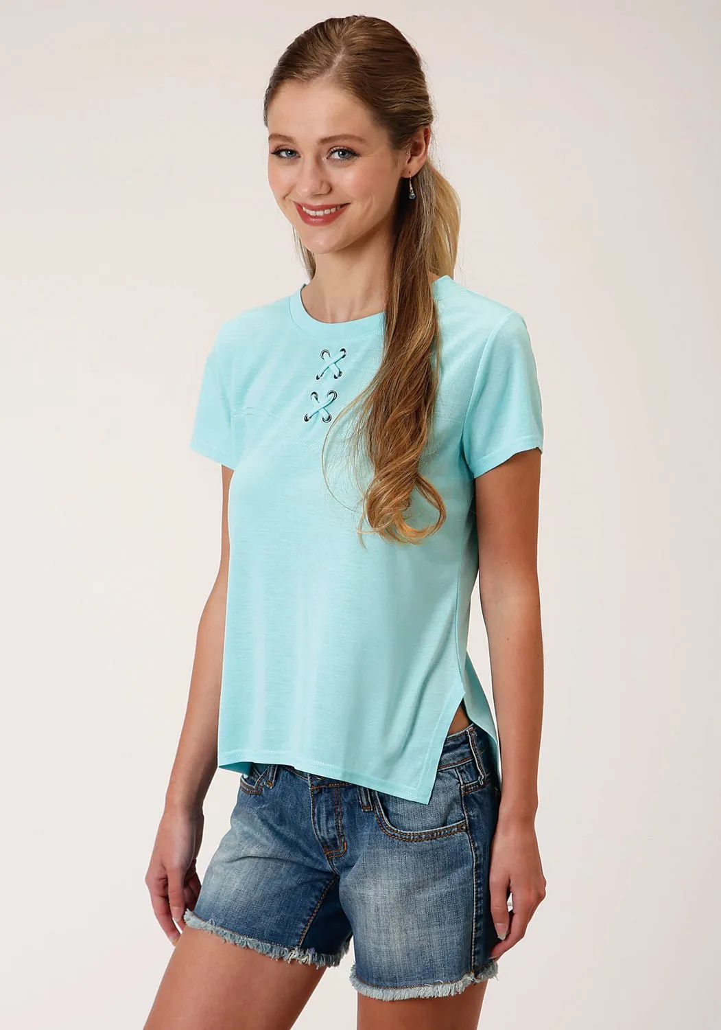 Roper Womens Light Turquoise Poly/Rayon Grommets S/S T-Shirt Travel Essential Smooth Seam Finish